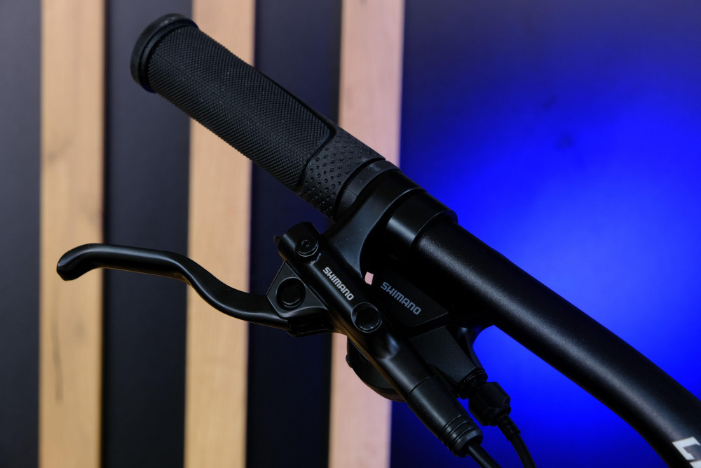 LORAK 3.0 8 sp Матовый Чёрный/Серый рама 19 (на рост 171-182)