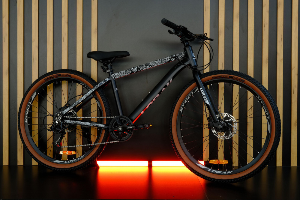 LORAK Jork Stunt 26 Матовый Чёрный/Белый